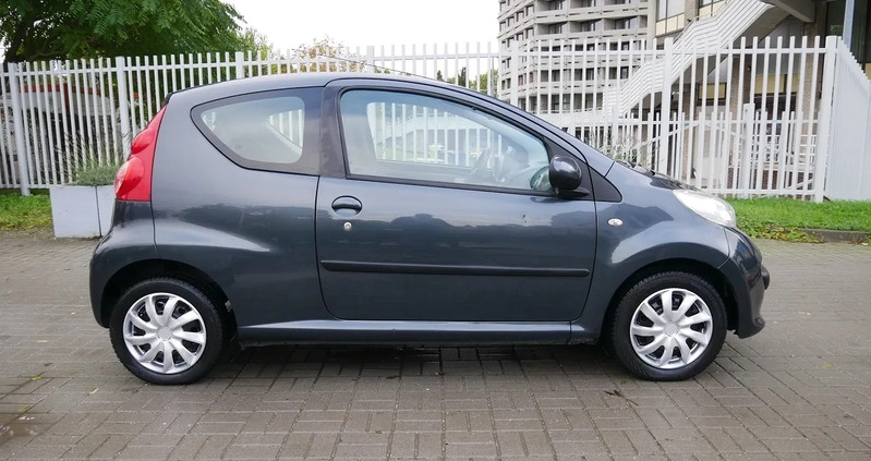 Peugeot 107 cena 6900 przebieg: 198220, rok produkcji 2007 z Kozienice małe 106